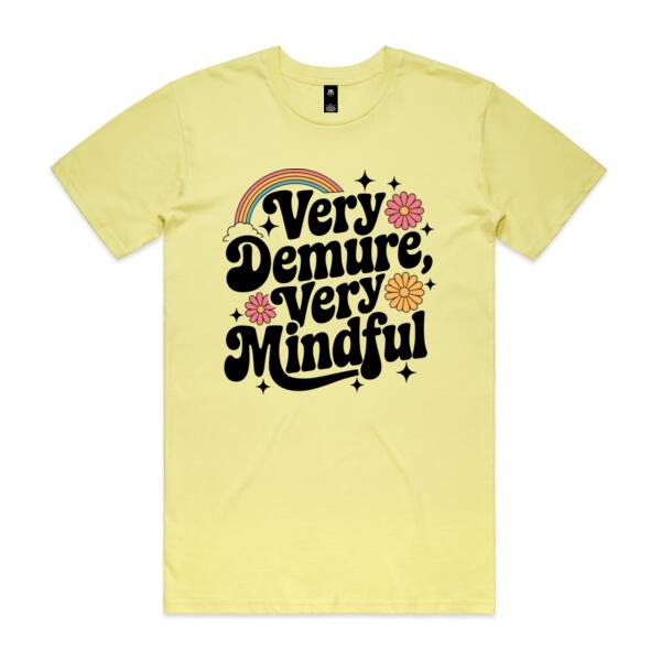 Women | Oversized Tee | Very Demure, Very Mindful Thumbnail